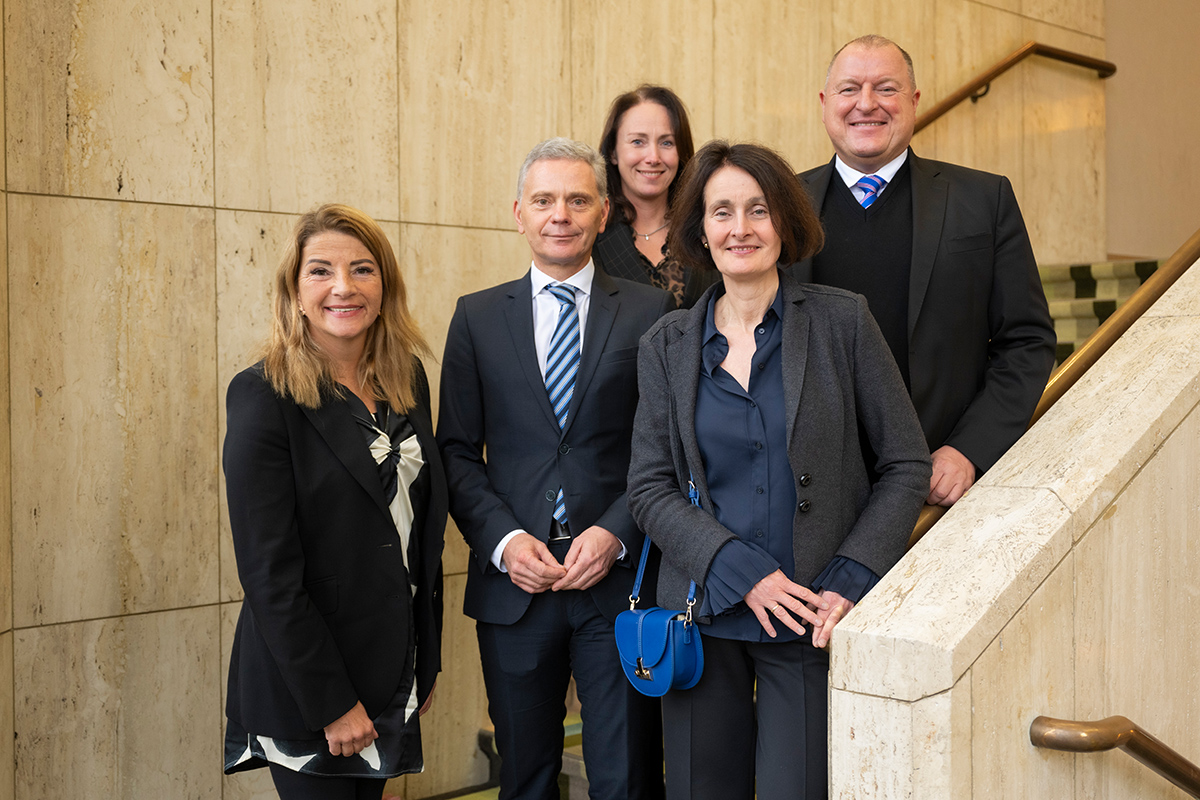 Präsidium der Apothekerkammer Nordrhein: Dr. Bettina Mecking, Dr. Stefan Derix, Kathrin Luboldt, Dr. Sabine Viefhues, Dr. Armin Hoffmann